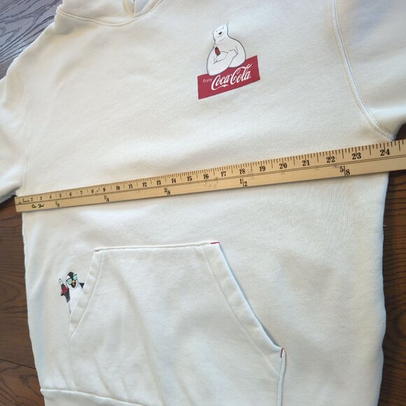 Coca-Cola Hoodie White Sweatshirt Large‎ Penguin Tropical Polar Bear - Picture 8 of 16